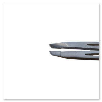 Пінцет для брів T-11 BLAD