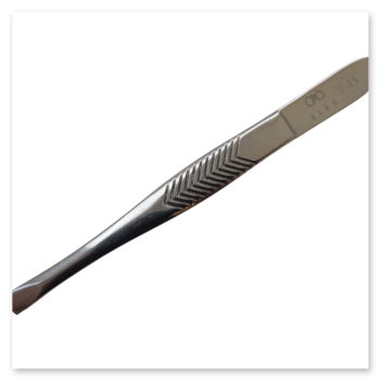 Пінцет для корекції брів BLAD T-15